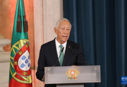 葡萄牙新政府宣誓就职 新任总理承诺将推进国家改革