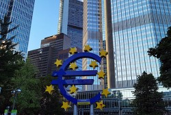 欧洲央行正式批准保加利亚加入欧元区