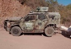 墨西哥8名军人遭遇地雷爆炸 全部殉职