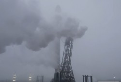 “猎鹰9”火箭将24颗“星链”卫星送入极地轨道