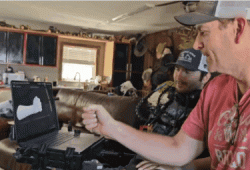 七颗芯片与光明之约：Neuralink志愿者重获新生的150天