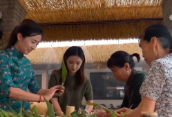 假日活动多元 丰富游览体验