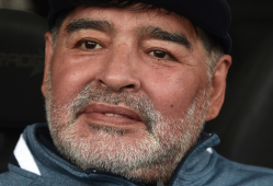 马拉多纳死亡案法官被指参与纪录片拍摄 该案将进行重审