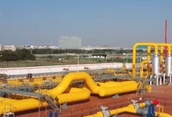 能源“大动脉”跨越式提升夯实经济“硬支撑” 经济发展“绿色引擎”动力更足