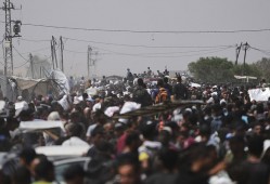 已有163名加沙民众在援助物资分发点附近遭袭死亡