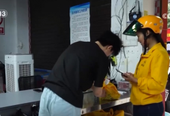 “县域经济发展+数字技术迭代+拓展新业态”多维发力 新就业形态劳动者规模扩大