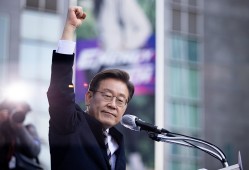 选举日过半 韩国大选投票率已超60%