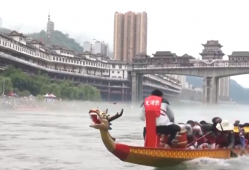 “龙舟+”、诗画民俗……“热气腾腾”的端午假期助力各地节日消费亮点纷呈